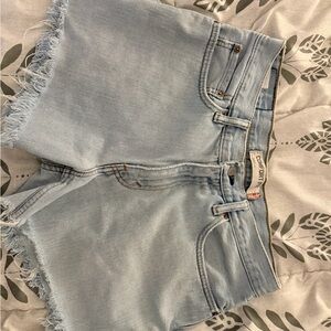 Levi's 560’s Light Blue Denim Jean Shorts